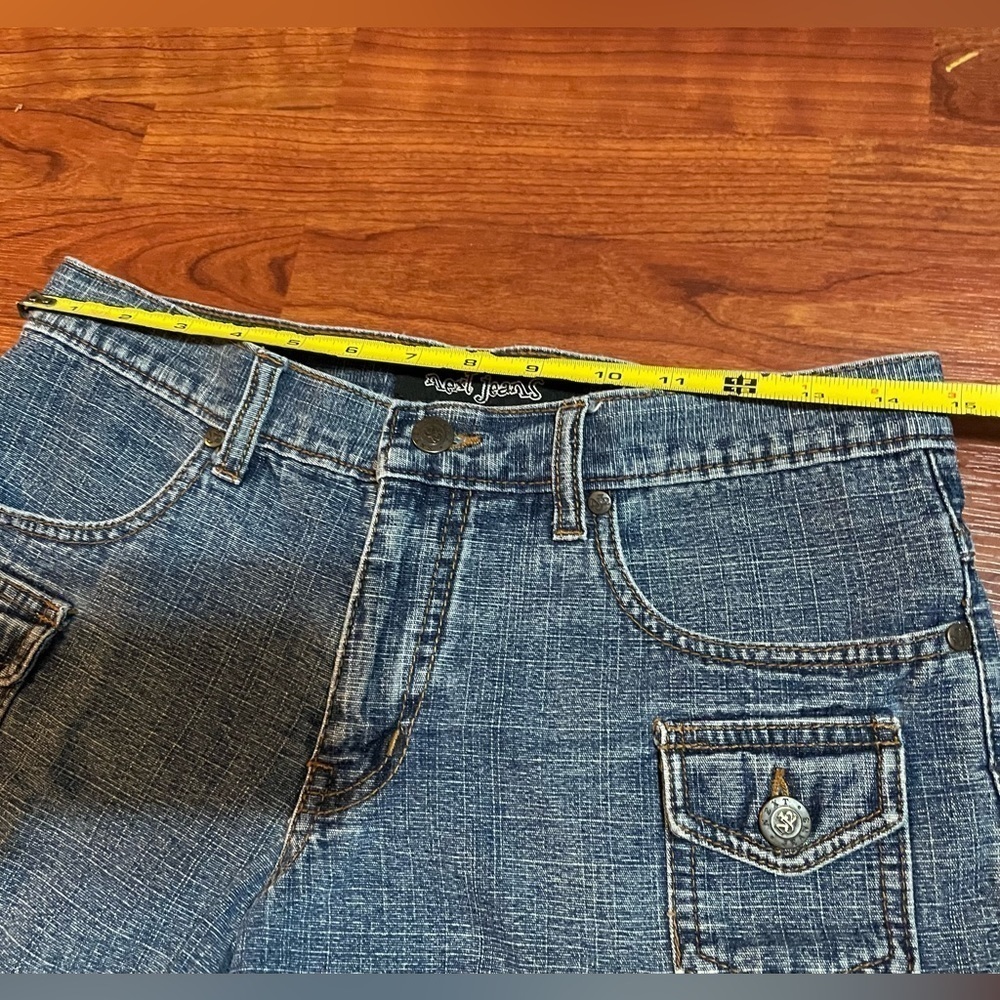 Women's Denim Short - Picture 5 of 8